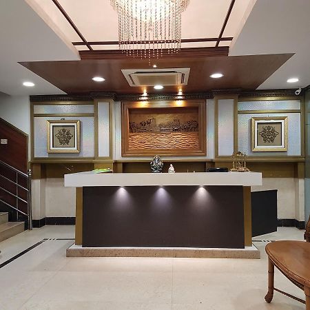 Hotel Subhalakshmi Palace Kāraikkudi Eksteriør bilde