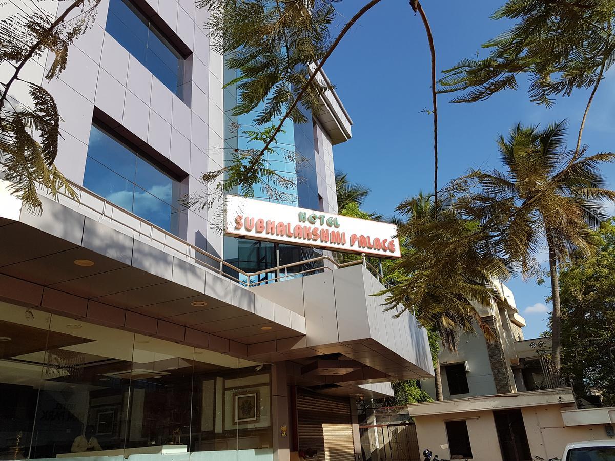 Hotel Subhalakshmi Palace Kāraikkudi Eksteriør bilde