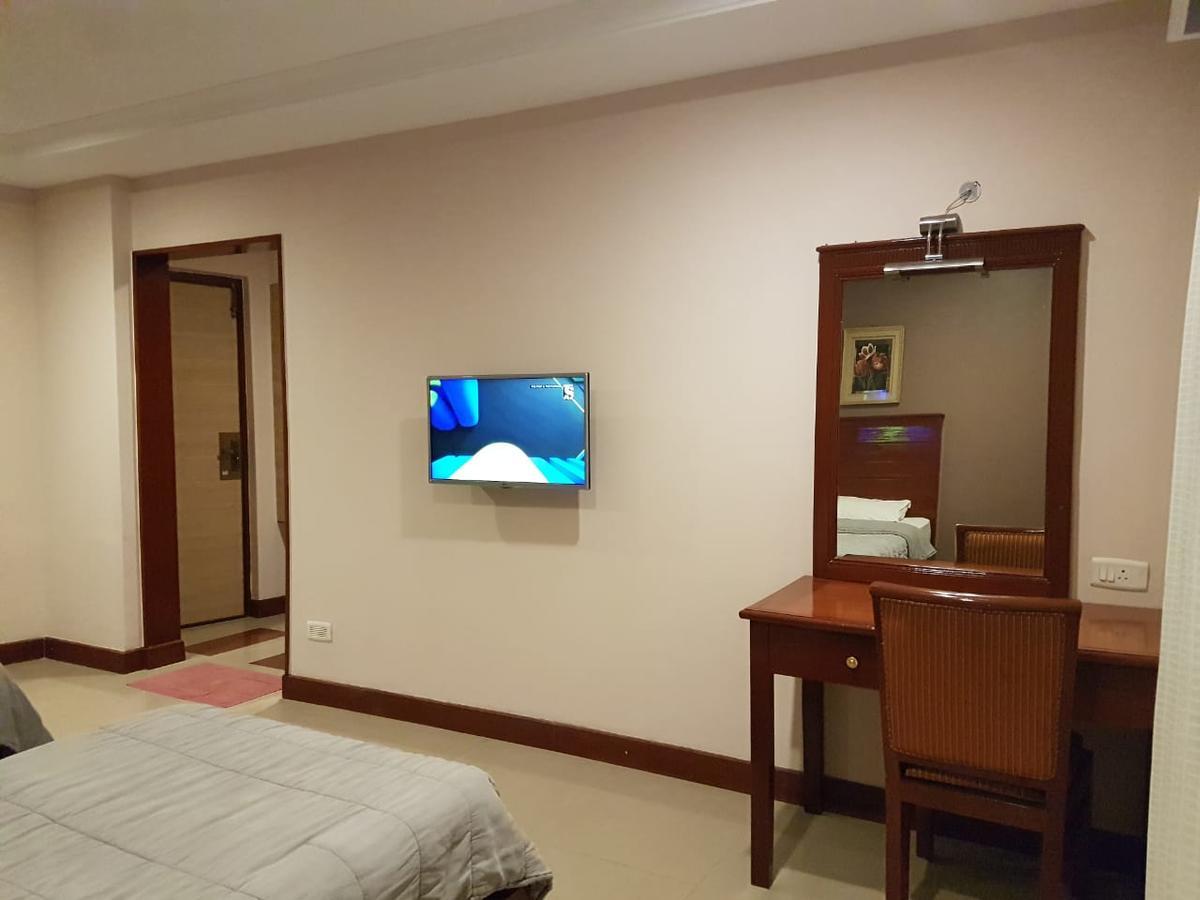 Hotel Subhalakshmi Palace Kāraikkudi Eksteriør bilde