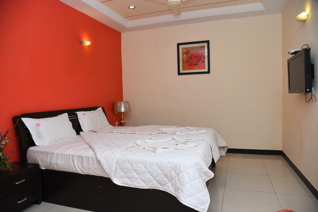 Hotel Subhalakshmi Palace Kāraikkudi Eksteriør bilde