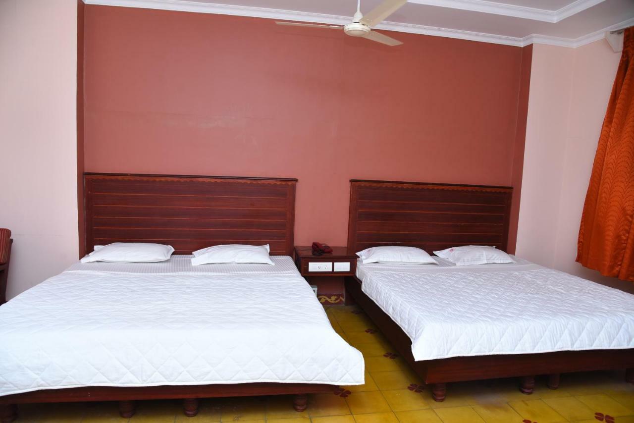 Hotel Subhalakshmi Palace Kāraikkudi Eksteriør bilde