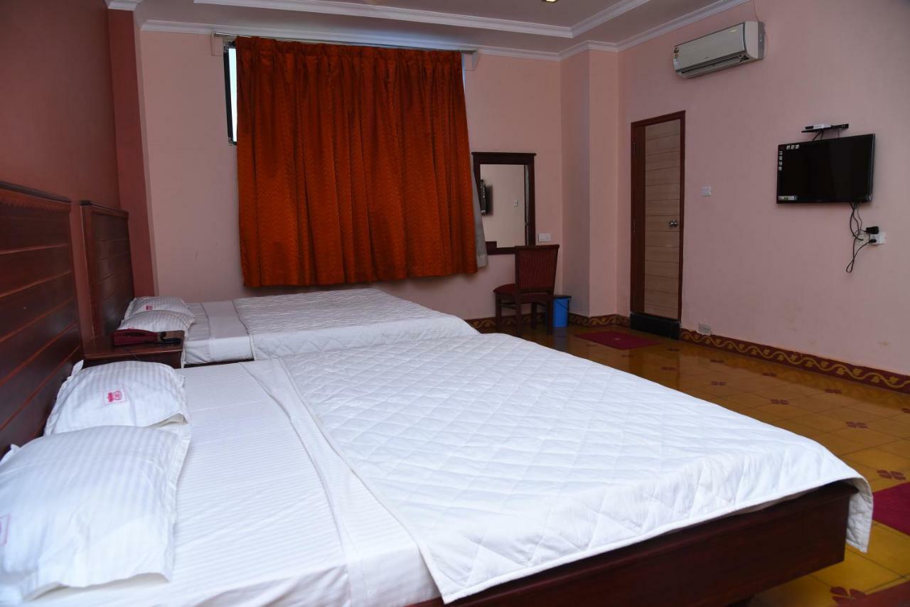 Hotel Subhalakshmi Palace Kāraikkudi Eksteriør bilde