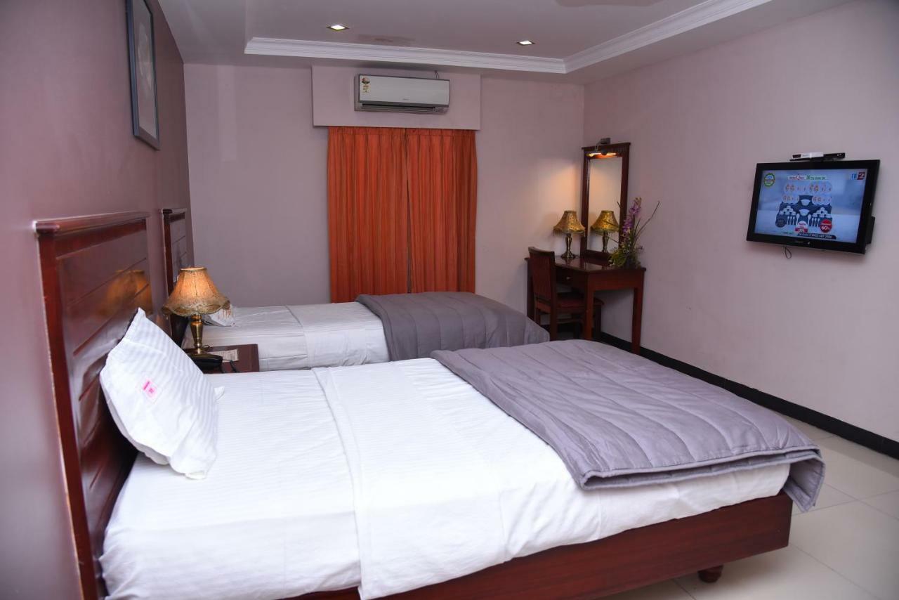 Hotel Subhalakshmi Palace Kāraikkudi Eksteriør bilde