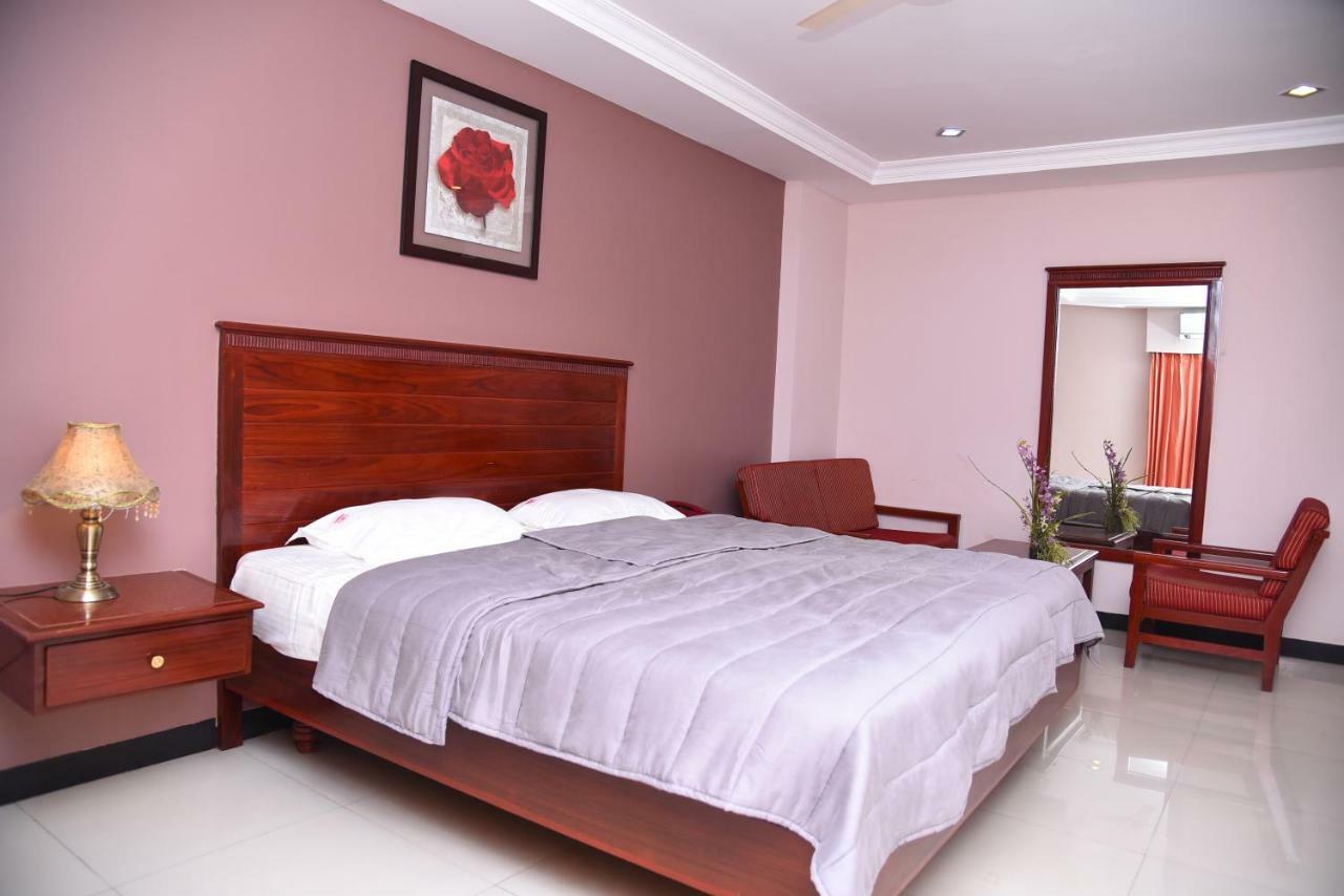 Hotel Subhalakshmi Palace Kāraikkudi Eksteriør bilde